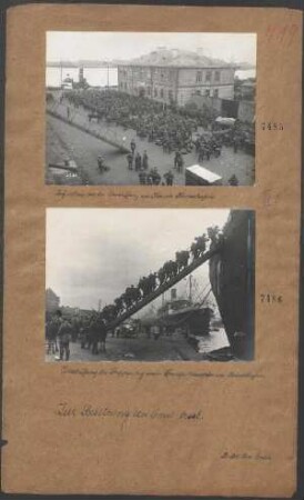 Infanterie vor der Einschiffung am Kai im Heimathafen