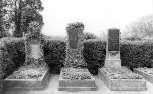 Mücka. Grabsteine der Müllerfamilie Mehlig auf dem Friedhof zu Förstgen