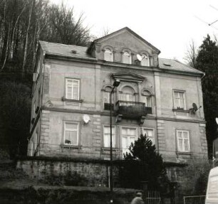 Bad Schandau, Hohnsteiner Straße 12. Villa "Helena" (1876/1900)