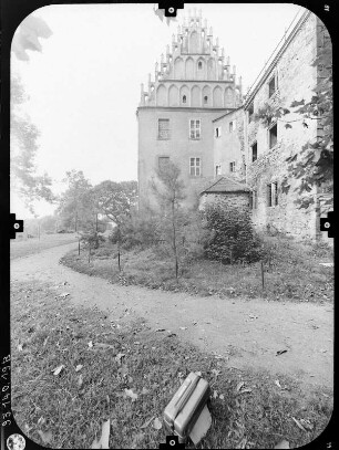 Trebsen/Mulde. Schloß (1509-1527). Seitenansicht (Teilansicht) von Nordost