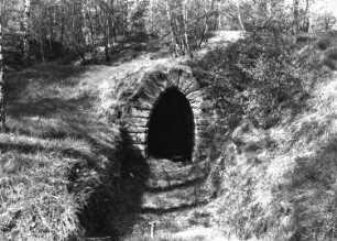 Freiberg-Halsbach. Oberes Mundloch des Erzbahntunnels (1855). Ansicht von außen