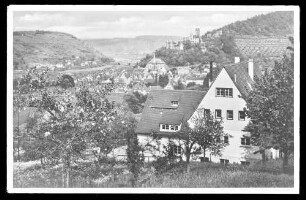 Blick über Jugendherberge Richtung Innenstadt und Burg