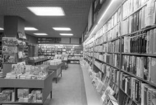 Eröffnung der neuen Verkaufsräume der Buchhandlung Mächtlinger in der Pfinztalstraße 36