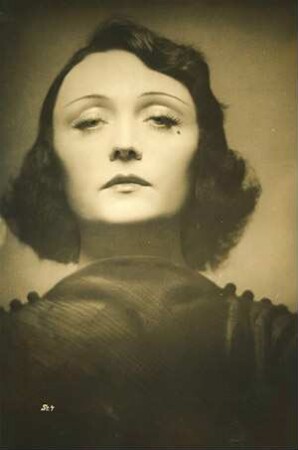 Pola Negri