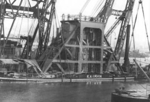 Bergung Taucherschacht "Kaiman"/Rhein