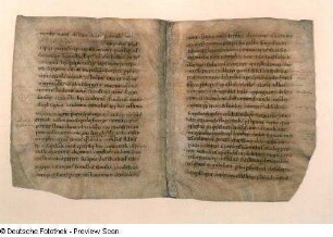 Chronik des Thietmar von Merseburg (Thietmari Merseburgensis episcopi Chronicon). 1012–1018. Bl. 6v und Bl. 5r. Handschrift auf Pergament; 22 x 18,5 cm. Dresden: SLUB Mscr.Dresd.R.147