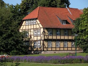 Quedlinburg - Fachwerkhaus : Historischer Fachwerkbau im Wordgarten, aufgenommen in der Weltkulturerbestadt Quedlinburg, ca. 2004