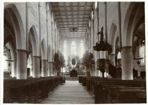 Innenraum, Stiftskirche vor Einbau der Gewölbe
