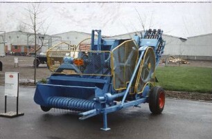 Hochdrucksammelpresse K 442 mit Ballenwerfer K 490