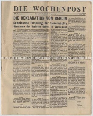 Wochenzeitung für deutsche Kriegsgefangene in Großbritannien „Die Wochenpost" mit Titel zur Übernahme der Höchsten Gewalt in Deutschland durch die Alliierten
