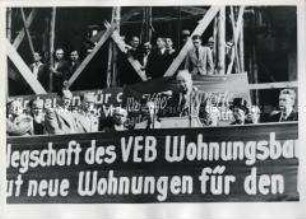 Oberbürgermeister Friedrich Ebert bei einem Richtfest?