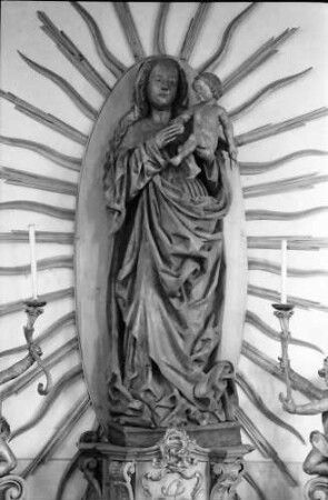 Riegel: Madonna in der Kirche