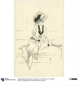 Frau in Kostüm, im Café
