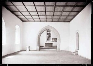 Kirche; Innenraum nach Osten nach der Restaurierung
