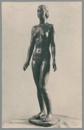 Stehendes Mädchen, 1935, Bronze
