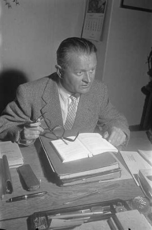 Polizeipräsident Dr. Wilhelm Scholz.