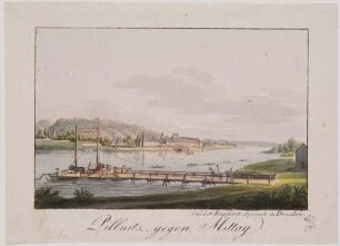 Das Schloss Pillnitz bei Dresden vom linken Ufer über die Elbe, vom Bootsanleger aus gesehen