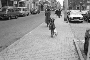 Zunehmende Belegung von Gehwegen mit Verbundpflaster