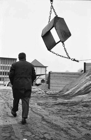 Umgestaltung des Schloßplatzes im Rahmen der Bundesgartenschau 1967.