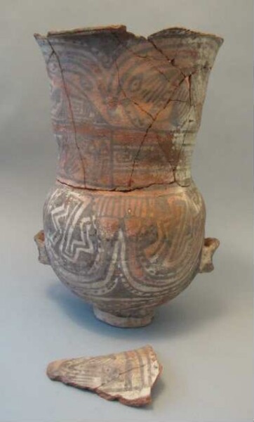 Urn with handle