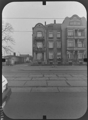 Dresden-Neustadt, Großenhainer Straße 32. Wohnhaus (um 1902). Straßenfront (Teilansicht)