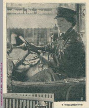 Taxifahrerin in Uniform