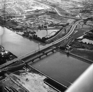 Rheinbrücke Maxau und Eisenbahnbrücke Maxau