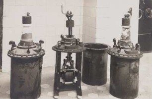 Schalthaus W.I, Stromwandler-Defekt durch Bedir-Kurzschluß am 24.10.1924 - Die defekten Stromwandler