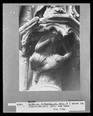 Nördliches Westportal — Nördliches Gewände — Konsolfigur des Engels neben Nikasius (3. Figur)