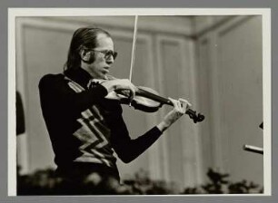 Gidon Kremer : Portrait des Geigers Gidon Kremer in der Staatsoper Berlin