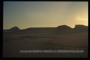 Panorama v. Lager Ä95/2, bei Sonnenaufgang (Anschluss Bild 38)