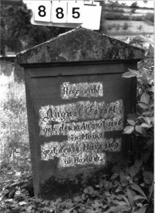 Grabstein 885 (Index: 100099285) Maße HxBxT: 102x58x12 cm: Grabstein 885