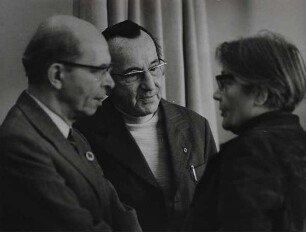 Alexander Abusch, Bruno Apitz und Inge von Wangenheim : VII. Schriftstellerkongress der DDR vom 14.11.-16.11.1973 in Berlin