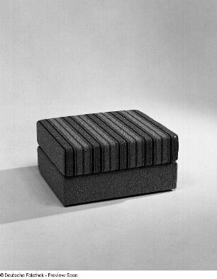 Hocker (Modell 535/5)