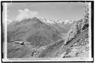 Stubaier Alpen. Starkenburger Hütte (2229 Meter) mit Obernbergtal