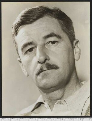 Porträtaufnahme William Faulkner