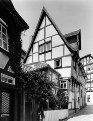 Fachwerkgebäude; Alsfeld, Burggäßchen 1