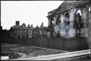 Saint-Cloud. Umzäunte Schlossruinen