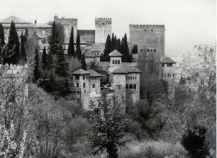Blick von der Genralife zur Alhambra, Granada
