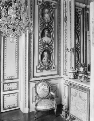 Trierzimmer, 2. Schreibzimmer