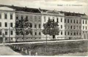 Ansicht eines Gymnasiums in der russisch-polnischen Stadt Sokal (heute Ukraine)