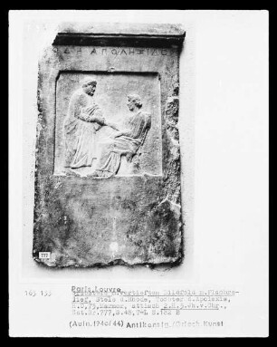 Attische Grabstele der Rhode, Tochter des Apolexis