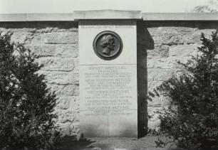 Trinitatisfriedhof, Fiedlerstraße, Arnoldstraße & Tatzberg , Ernst Rietschel