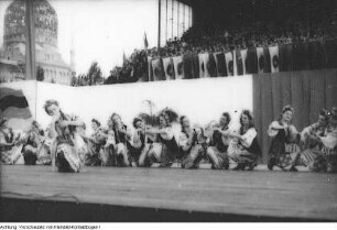 Dresden, Heinz-Steyer-Stadion, Auftritt des Moissejew-Ensemble, 3./4. Januar 1950