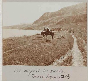 Vor megdel [Magdala] im ruwer [el-ruwer]. Fenner, Eckhardt (?) [wohl Gottfried Eckardt].