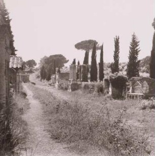 Pompeji : Pompeji, Gräberstraße vor dem Nocerator