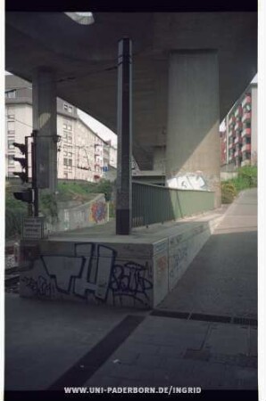TH