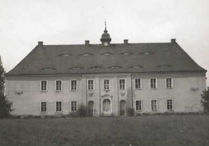 Oßling-Skaska. Schloß (1686/1700). Gartenseite