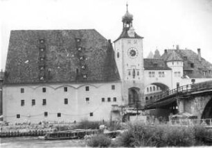 Regensburg, Brinktor von Norden