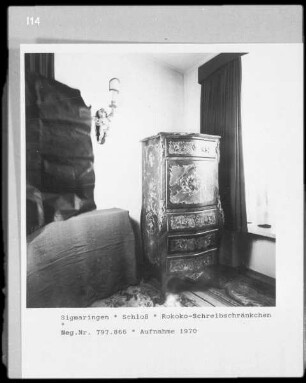 Schreibschrank